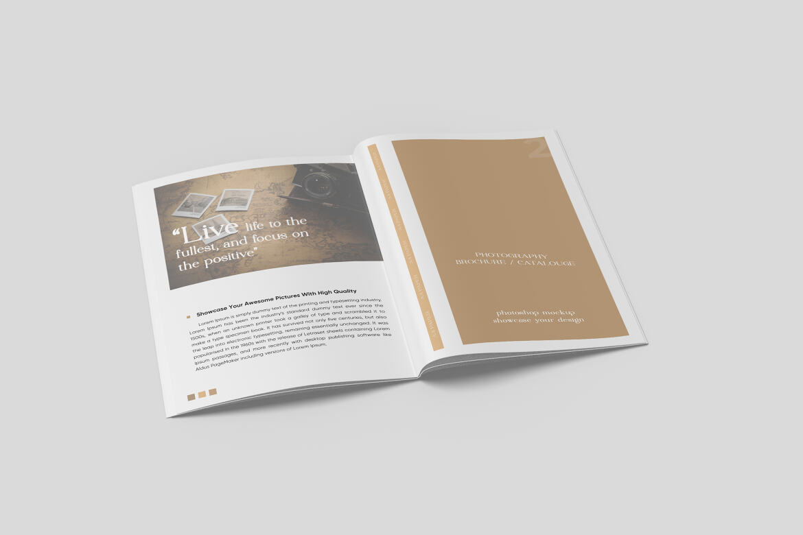 Brochure / Magazine Mockup | Deeezy