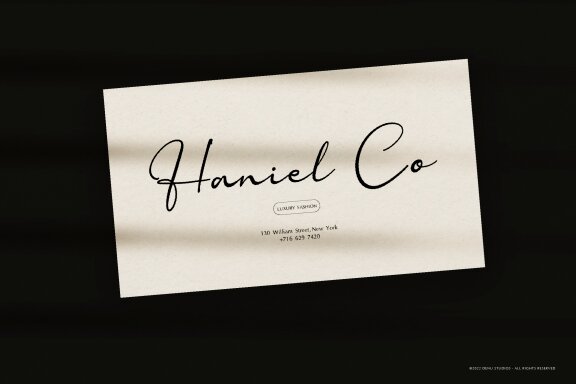 Hughorainy | Signature Font