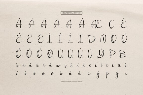 Kasalyra Squeak | Signature Font