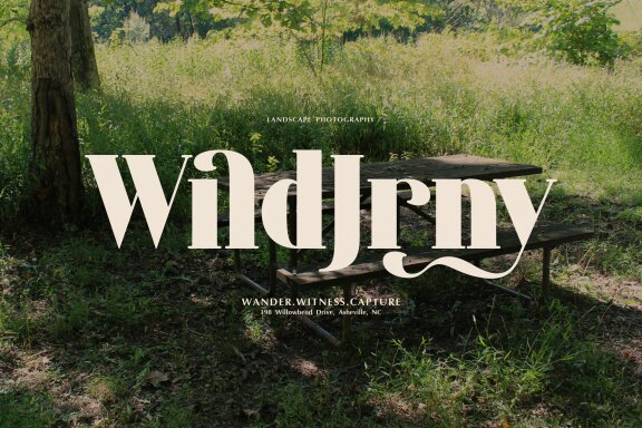 Qatro | Display Serif Font