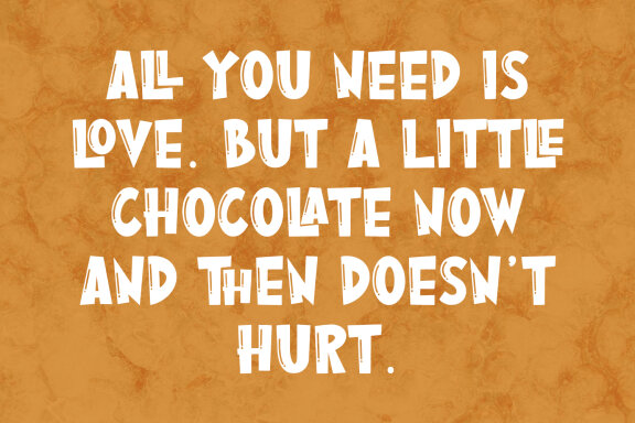 Castlo Segur Sans Serif Display Font