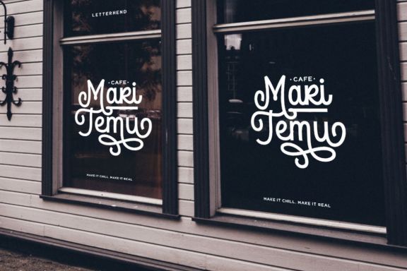 The Rouged - Display Script Font