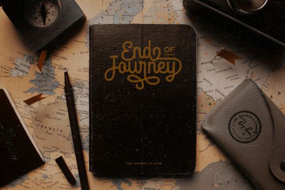 The Rouged - Display Script Font