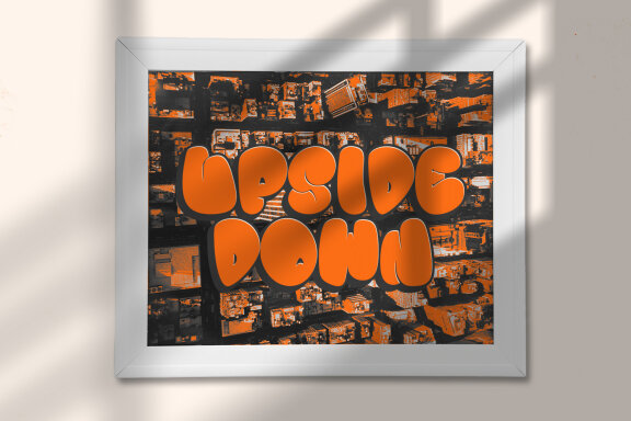 Dropdrips Bubble Display Font