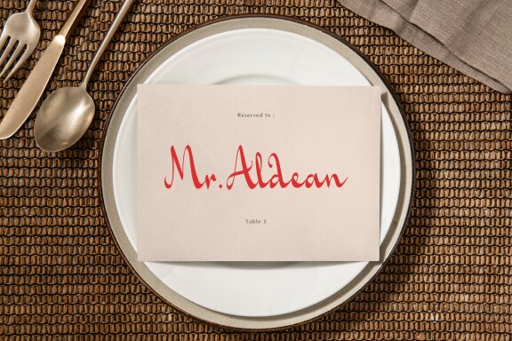 Le Undines | Signature Font