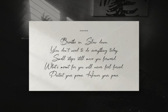 The Dearling | Handwritten Script