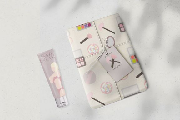 Minimalistic flat makeup modern items