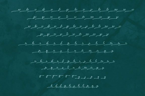Girlyna Script Font