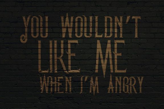 Magneto - Vintage Style Font