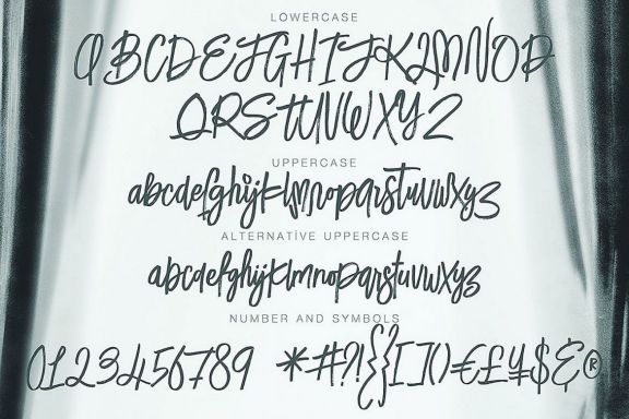 Lucky Fashion Brush Font