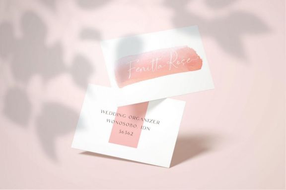 Ruttari // Chic Handwritten Font