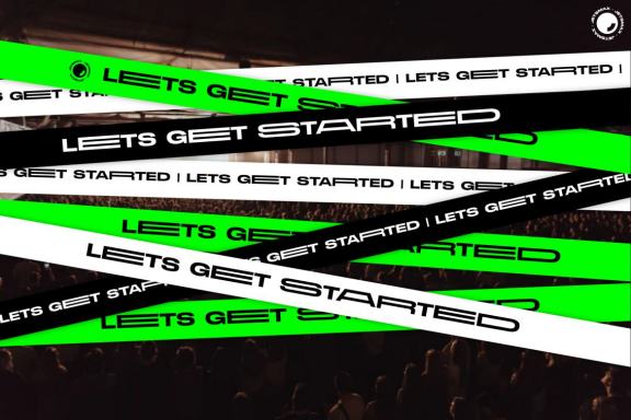 Stretch Font - Futuristic Typeface
