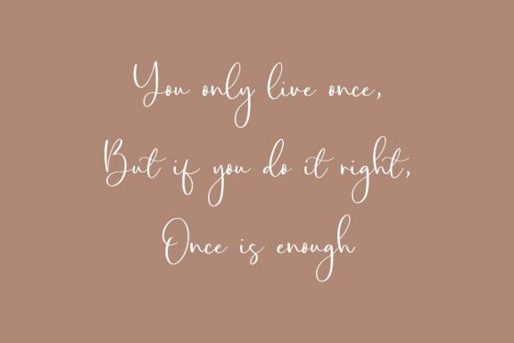 Amalia Salvatore Beautiful Modern Calligraphy Font