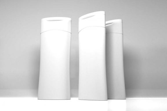 Realistic Lotion Cream and Shampoo Bottle Mockup