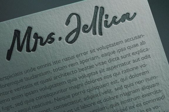 Adelina Camarie Bold Signature Font