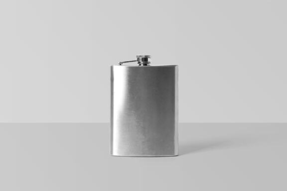Hipflask Mockup