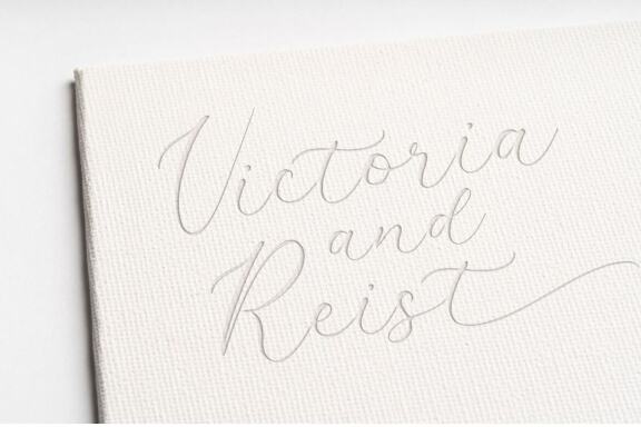 Xandria Beautiful Modern Calligraphy Font