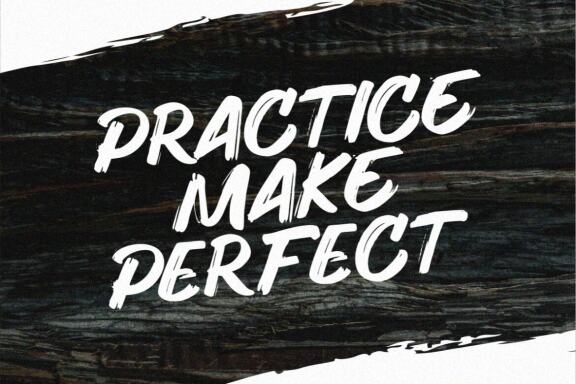 Hunger - Handwritten Brush Font