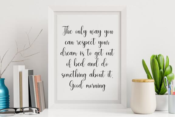 Magenta Script Font