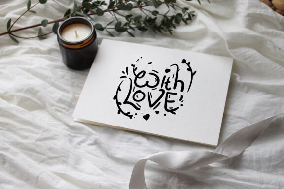 9 Beautiful & FREE Lettering Designs