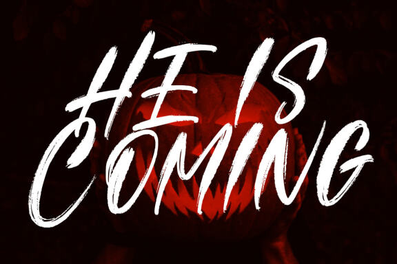 Aftercoma - FREE Brush Font