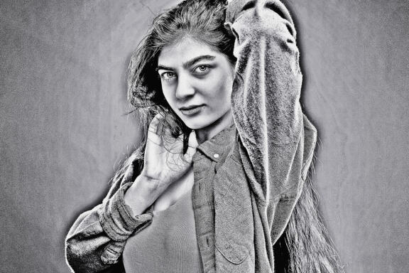 HDR B & W Portrait Photoshop Action