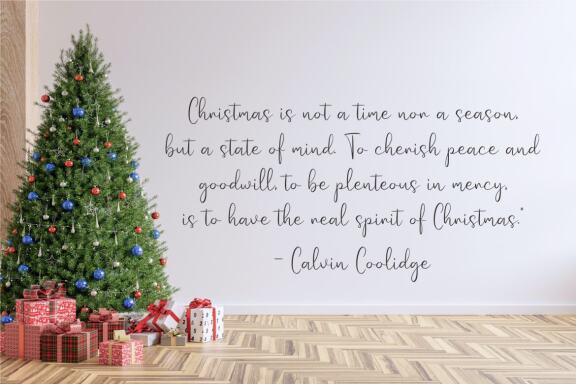 Warm Christmas - FREE Font