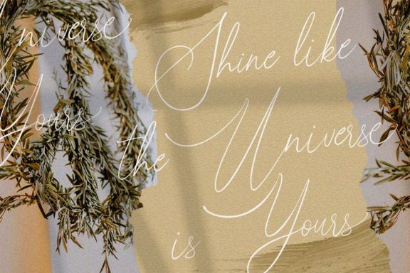 Karlinghard Luxury Signature Font