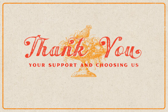 Peacher - Vintage Script Font