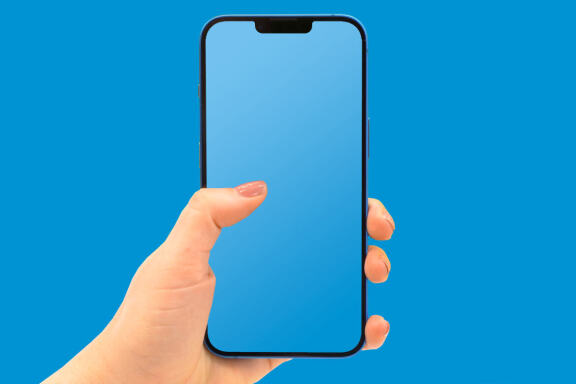 Iphone 13 Pro Modern Mockups-Blue 1