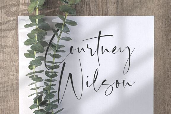 Auguste Boutique Modern Calligraphy Font