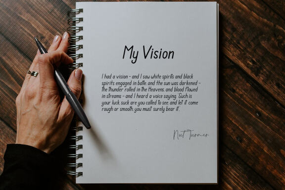 Romantic Diary FREE Font