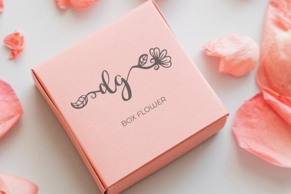 Hello Floral Font Duo
