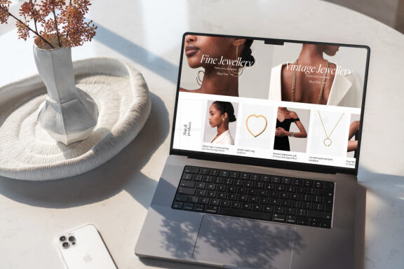 MacBook Pro Responsive Mock-Ups