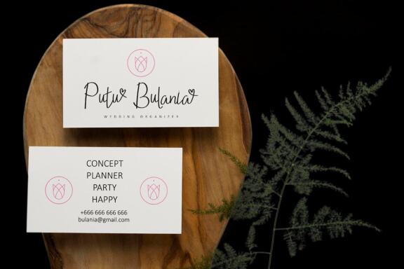 Loving February - Love Script Font