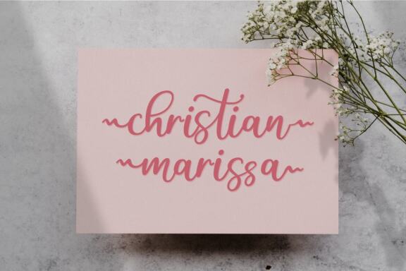 Christin | Script Font
