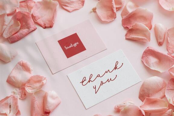 Hello Austen | Script Font