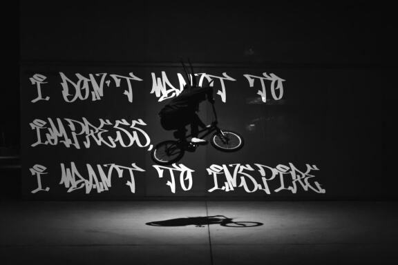 Bankai Street - Graffiti Font