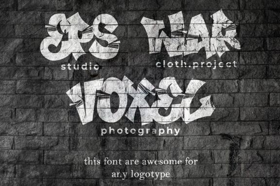 Break Age Graffiti font