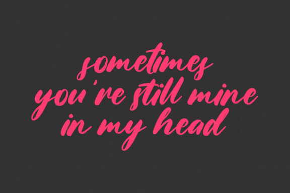 Grathes Bold Script Font