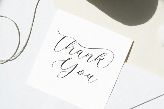 Baileyone Font
