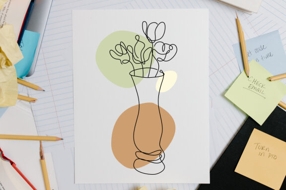 Flower Bouquet Shape Minimalist Line Art Drawing