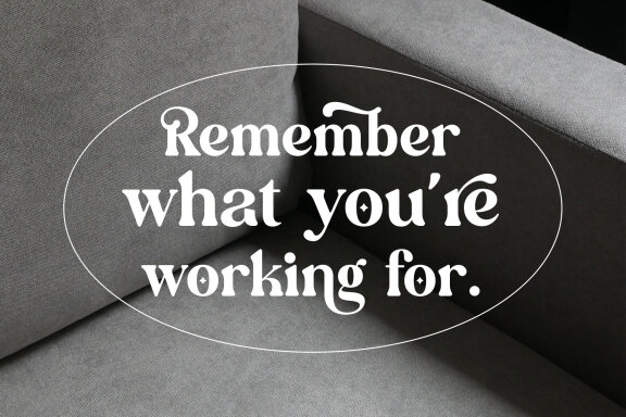 Mandira – Elegant Serif