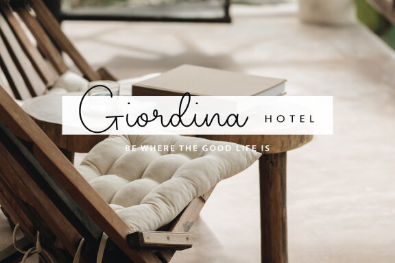 Natalia Signature - Handwritten Script font