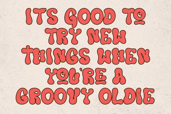 Riyollo Groovy Decorative FREE Font
