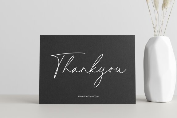 Beauty Paradise - Modern script font