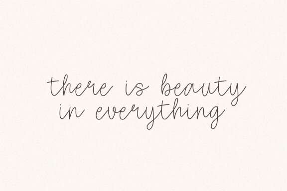 Black Almond Font
