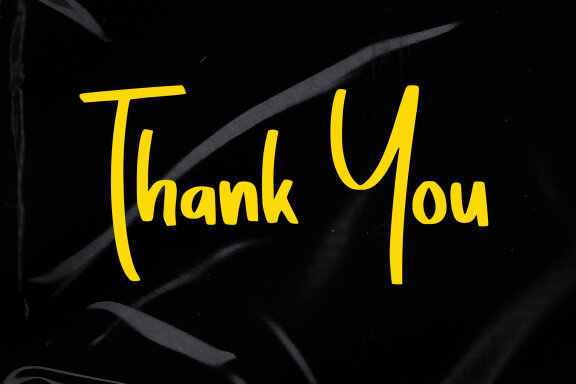 Yellow Black FREE Font