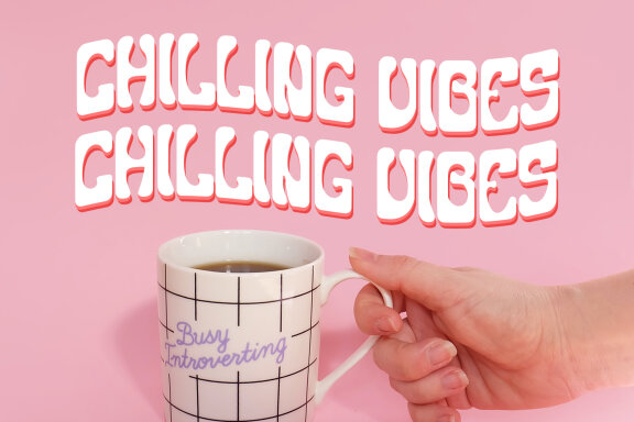Nanncie Fancy Groovy FREE Font