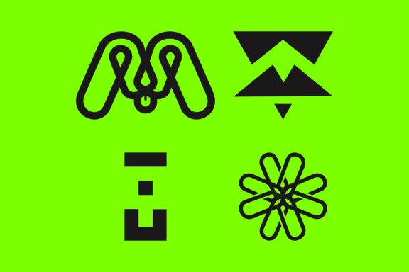 M dog mountain Q ornament - Free Logo Shapes